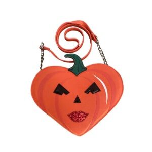 🎃 NWT-BETSEY JOHNSON ADORABLE PUMPKIN CROSSBODY🎃